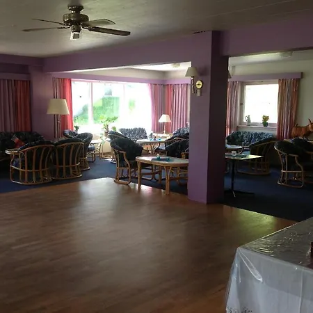 斯美兹加德酒店 内斯比恩